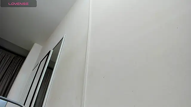 Alysa Escobar online show from 09/11/25, 08:20