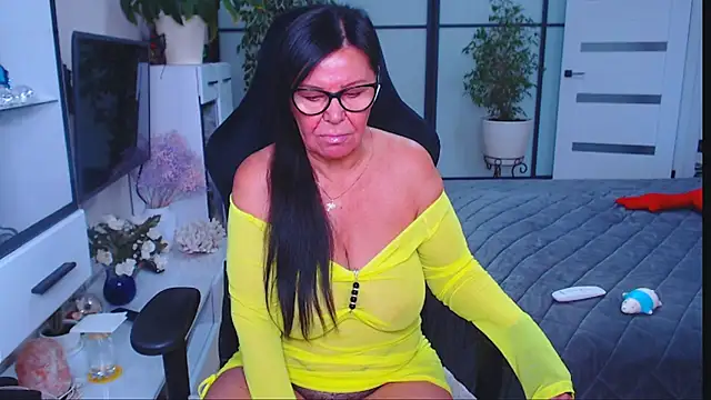 Anna Blare online show from 10/18/25, 09:10