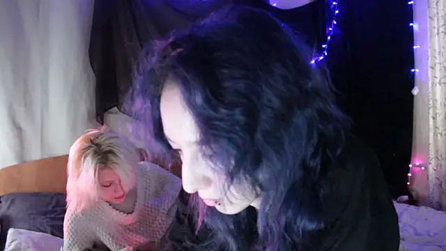 Avny Loki online show from 10/19/25, 01:01