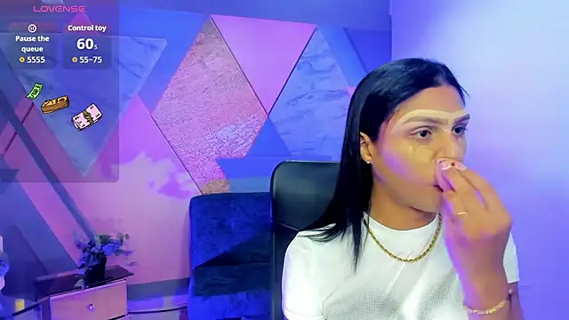 keytinthomson  online show from 09/15/25, 07:47