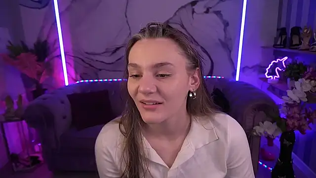 DiamondGoldie online show from 09/24/25, 06:50