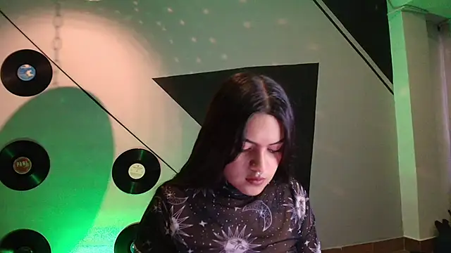 Lilith and Khloe online show from 11/15/25, 11:18