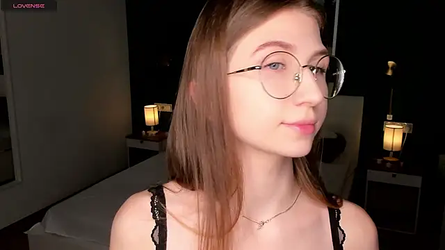 Snapshot of EditaBand chatting on 11/06/25, 07:48 EditaBand online show from 11/06/25, 07:48