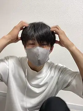 Snapshot of otouhu76 chatting on 10/03/25, 02:14 otouhu76 online show from 10/03/25, 02:14