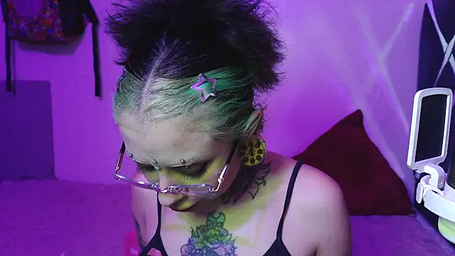 vainilla doll online show from 05/10/26, 02:17
