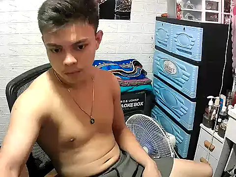 Snapshot of Pinoy_slutcummer69 chatting on 03/13/26, 07:04 Pinoy slutcummer69 online show from 03/13/26, 07:04