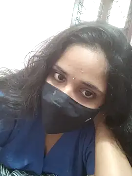 Snapshot of 00USER chatting on 09/23/25, 03:31 00USER online show from 09/23/25, 03:31