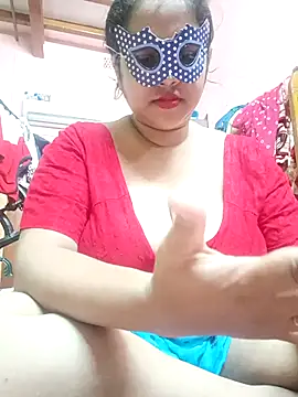 Snapshot of SexyBhabhi323 chatting on 09/17/25, 03:46 SexyBhabhi323 online show from 09/17/25, 03:46