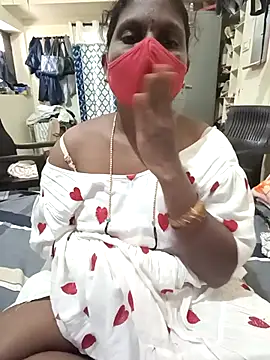 Snapshot of Nrl69 chatting on 10/28/25, 07:45 Nrl69 online show from 10/28/25, 07:45