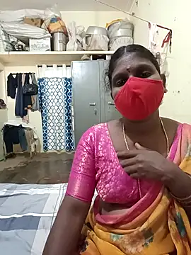 Snapshot of Nrl69 chatting on 11/04/25, 07:18 Nrl69 online show from 11/04/25, 07:18