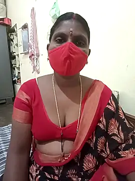 Snapshot of Nrl69 chatting on 11/11/25, 06:13 Nrl69 online show from 11/11/25, 06:13