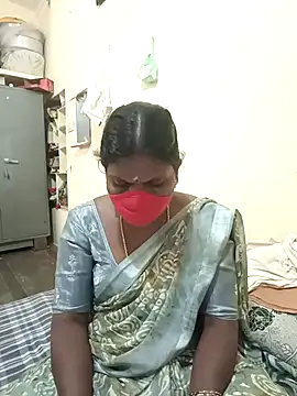 Snapshot of Nrl69 chatting on 11/15/25, 05:49 Nrl69 online show from 11/15/25, 05:49