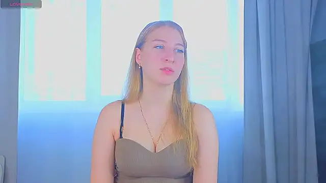 Snapshot of LorettaGladman chatting on 09/27/25, 04:06 LorettaGladman online show from 09/27/25, 04:06