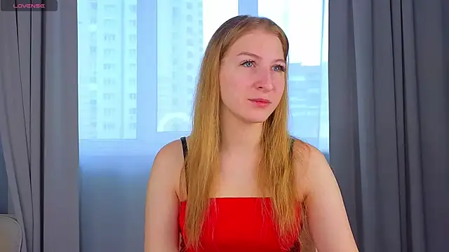 Snapshot of LorettaGladman chatting on 10/10/25, 04:11 LorettaGladman online show from 10/10/25, 04:11