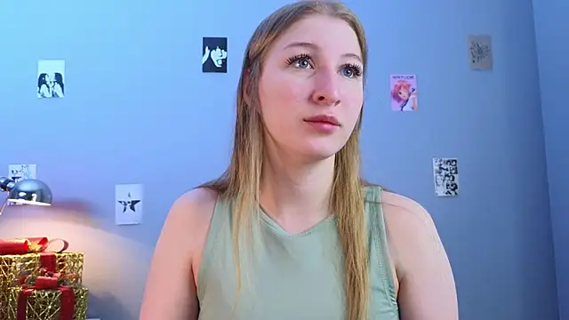 LorettaGladman online show from 12/14/25, 04:07