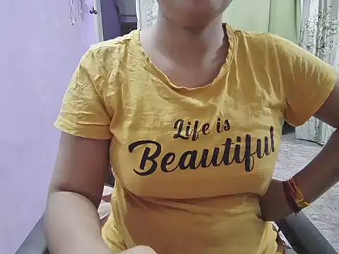 Naina 007 online show from 09/23/25, 05:38