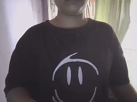 Naina 007 online show from 10/05/25, 10:13