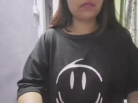 Naina 007 online show from 10/06/25, 06:16