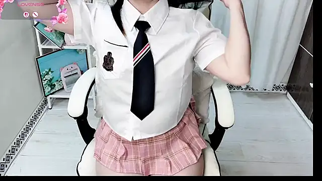 phuongnhi  online show from 07/20/26, 12:29