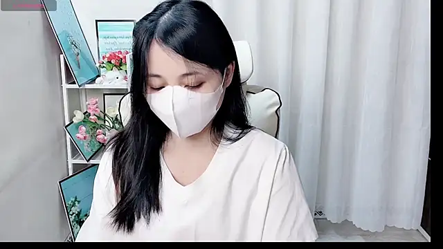 phuongnhi  online show from 07/28/26, 11:39