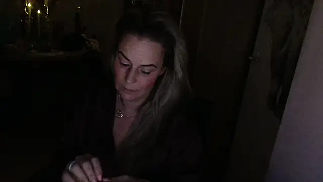 Snapshot of Mrs-Aurora chatting on 03/09/26, 09:41 Mrs-Aurora online show from 03/09/26, 09:41