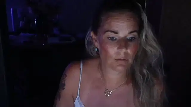 Mrs-Aurora online show from 07/16/26, 12:38