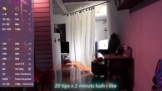 xinamora online show from 10/26/25, 04:02