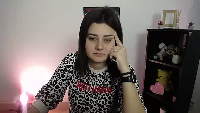 Katrin kiss  online show from 09/28/25, 10:53