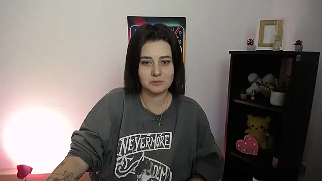 Katrin kiss  online show from 10/01/25, 12:44