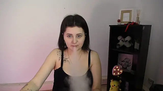 Katrin kiss  online show from 11/30/25, 02:21