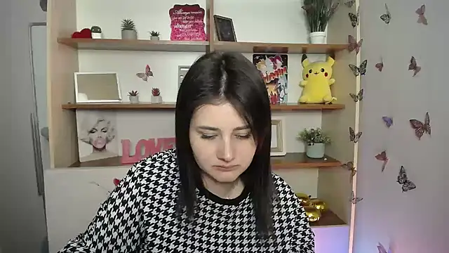 Katrin kiss  online show from 06/04/26, 12:00