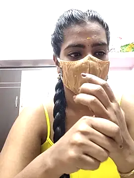 Snapshot of Tamil-Meenu12 chatting on 12/19/25, 05:47 Tamil-Meenu12 online show from 12/19/25, 05:47
