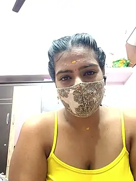 Snapshot of Tamil-Meenu12 chatting on 01/07/26, 10:40 Tamil-Meenu12 online show from 01/07/26, 10:40