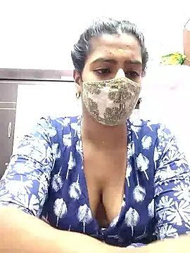 Snapshot of Tamil-Meenu12 chatting on 01/08/26, 09:44 Tamil-Meenu12 online show from 01/08/26, 09:44