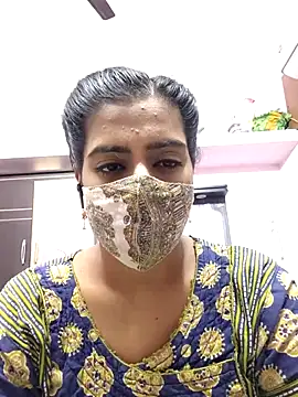 Snapshot of Tamil-Meenu12 chatting on 02/13/26, 08:21 Tamil-Meenu12 online show from 02/13/26, 08:21