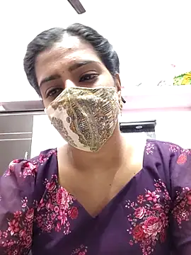 Snapshot of Tamil-Meenu12 chatting on 02/16/26, 01:18 Tamil-Meenu12 online show from 02/16/26, 01:18
