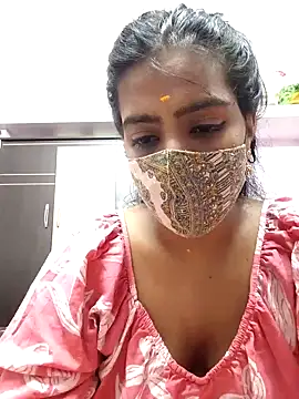 Snapshot of Tamil-Meenu12 chatting on 03/11/26, 06:52 Tamil-Meenu12 online show from 03/11/26, 06:52