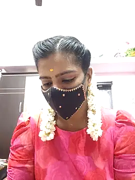 Snapshot of Tamil-Meenu12 chatting on 04/24/26, 05:32 Tamil-Meenu12 online show from 04/24/26, 05:32