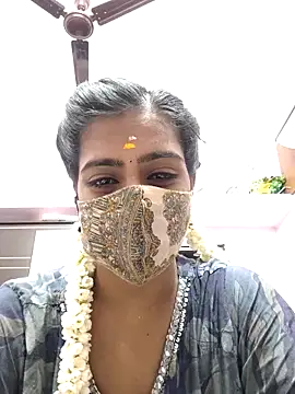Snapshot of Tamil-Meenu12 chatting on 05/04/26, 07:48 Tamil-Meenu12 online show from 05/04/26, 07:48