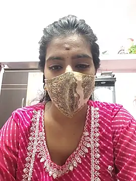 Snapshot of Tamil-Meenu12 chatting on 06/11/26, 06:33 Tamil-Meenu12 online show from 06/11/26, 06:33