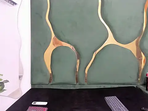 perlaasm online show from 09/18/25, 12:51