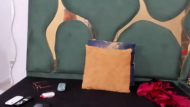 perlaasm online show from 10/12/25, 01:10