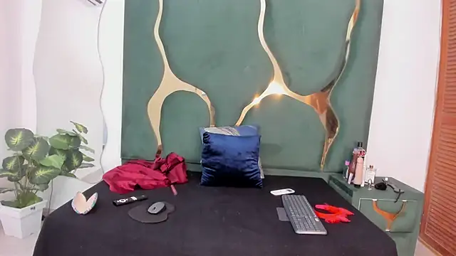 perlaasm online show from 10/20/25, 12:16