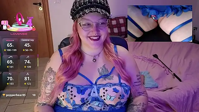 Snapshot of AlyssaWonderland chatting on 12/15/25, 09:57 AlyssaWonderland online show from 12/15/25, 09:57