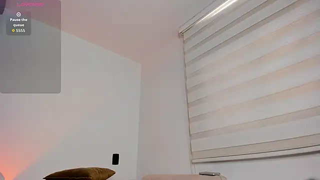 arianna 000 online show from 05/08/26, 12:43