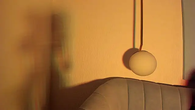 GiaBlaze  online show from 10/18/25, 04:37