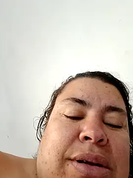 yaneth  online show from 10/21/25, 01:01