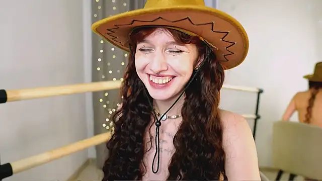 LeelooYolo online show from 12/13/25, 07:53