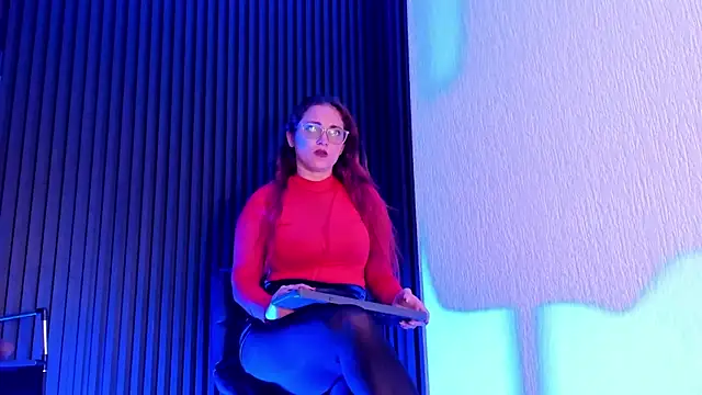 Snapshot of MissKathyfox chatting on 11/11/25, 04:40 MissKathyfox online show from 11/11/25, 04:40