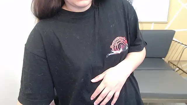 olivia russo  online show from 11/19/25, 08:09